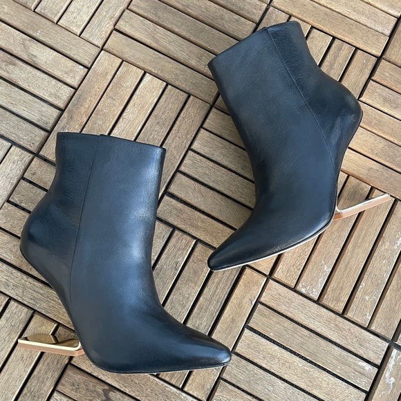 Cult Gaia- Black Kenna Leather Boots IT 36 / US 6 Minimal Trendy - Picture 4 of 12